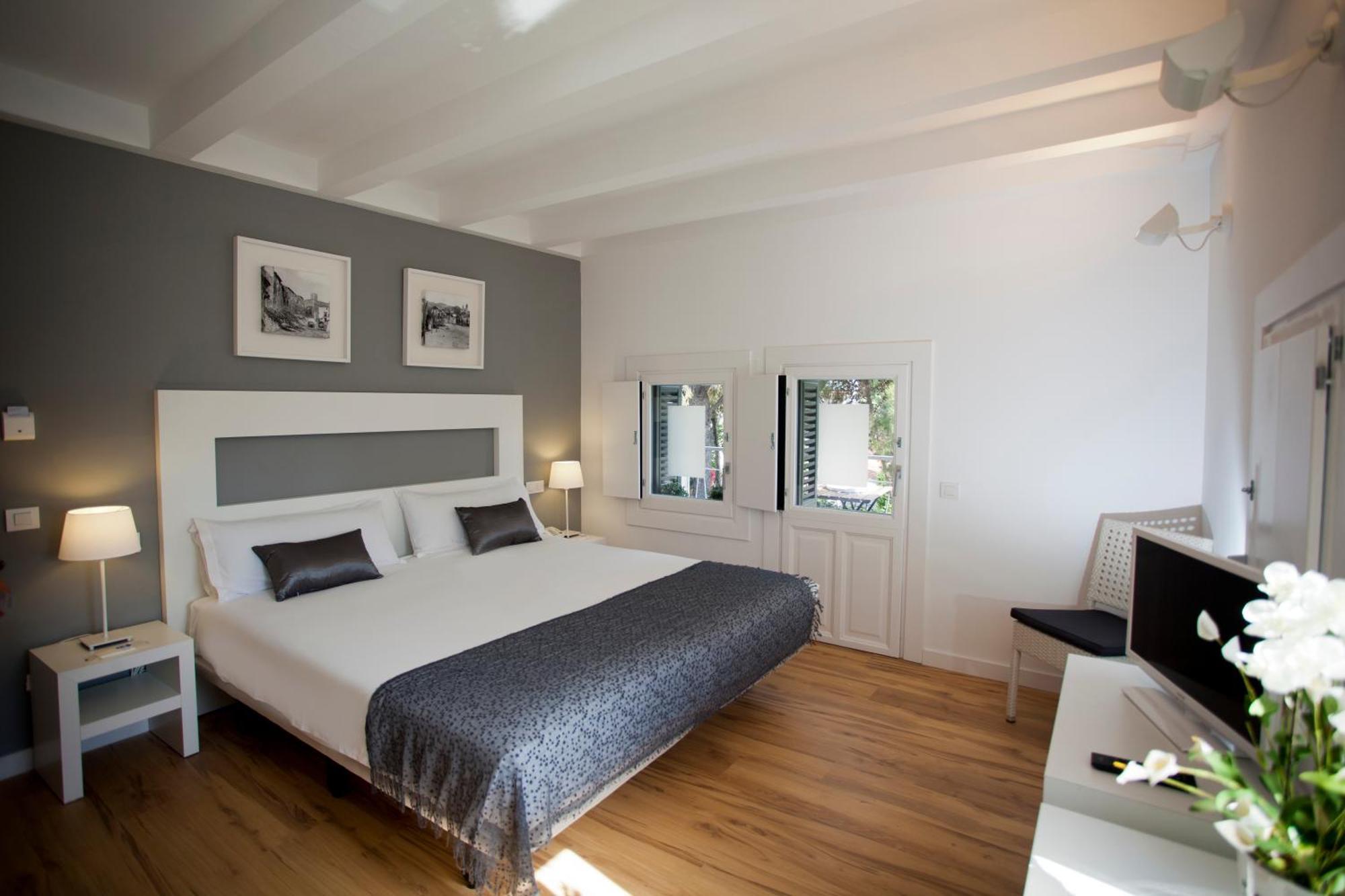 Sitges Chill Bar&Rooms Exterior foto